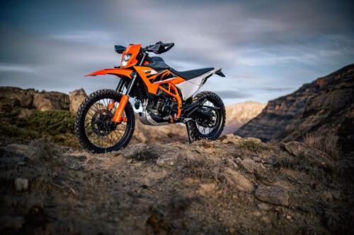KTM 125 ENDURO R - 2025 (24)