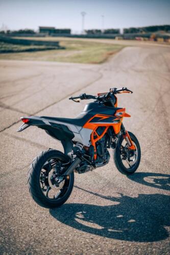 KTM 125 SMC R (13)