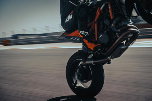 KTM 1290 SUPER DUKE RR 2023 (10)