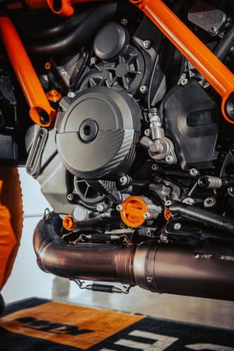 KTM 1290 SUPER DUKE RR 2023 (108)