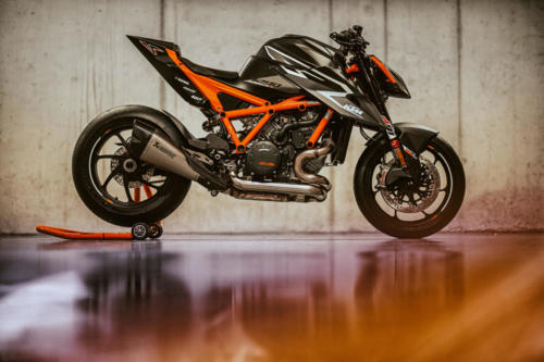 KTM 1290 SUPER DUKE RR 2023 (119)