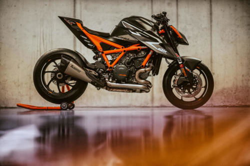 KTM 1290 SUPER DUKE RR 2023 (119)