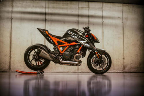 KTM 1290 SUPER DUKE RR 2023 (120)