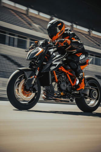 KTM 1290 SUPER DUKE RR 2023 (8)
