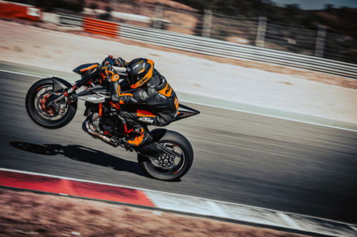 KTM 1290 SUPER DUKE RR 2023 (82)