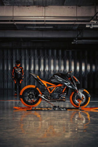 KTM 1290 SUPER DUKE RR 2023 (93)