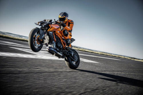 KTM 1390 SUPER DUKE R - 2024 (37)
