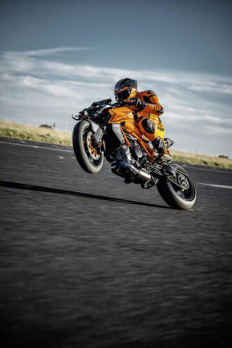 KTM 1390 SUPER DUKE R - 2024 (38)