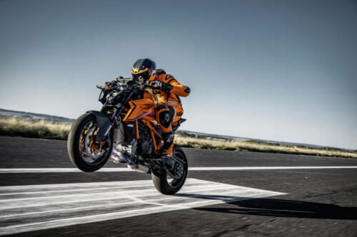 KTM 1390 SUPER DUKE R - 2024 (42)