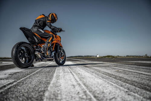 KTM 1390 SUPER DUKE R - 2024 (51)