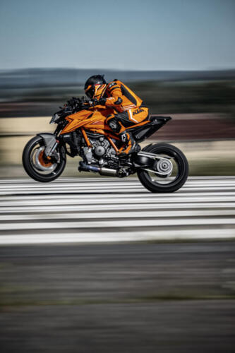 KTM 1390 SUPER DUKE R - 2024 (63)
