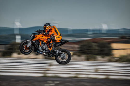 KTM 1390 SUPER DUKE R - 2024 (80)
