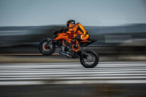 KTM 1390 SUPER DUKE R - 2024 (81)