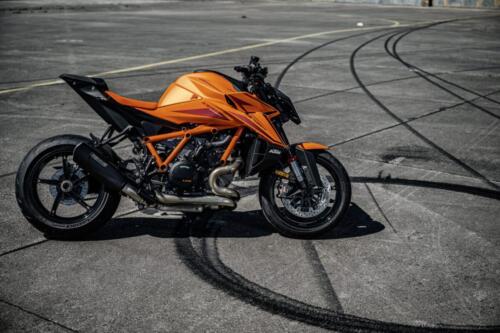KTM 1390 SUPER DUKE R - 2024 (99)
