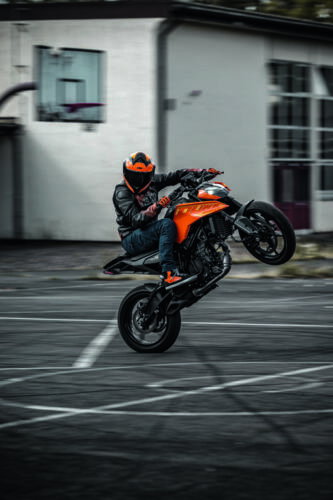 KTM 250 Duke - 2024 (1)