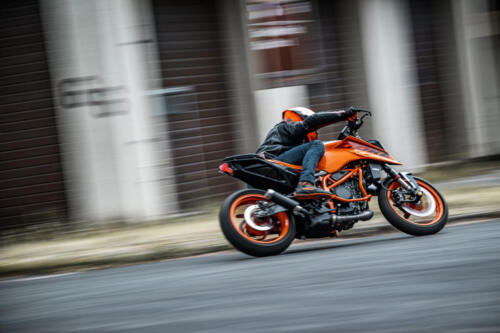 KTM 390 Duke - 2024 (13)