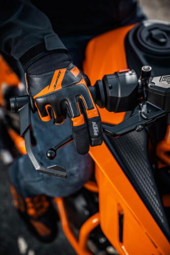 KTM 390 Duke - 2024 (17)