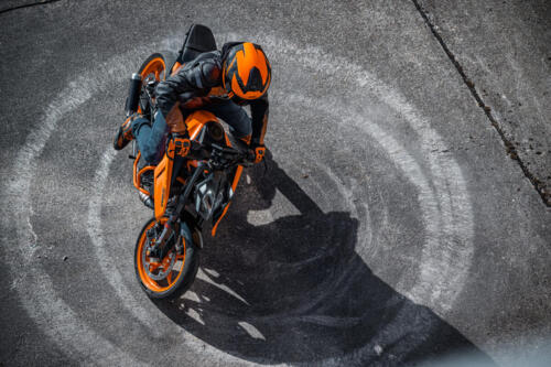 KTM 390 Duke - 2024 (8)