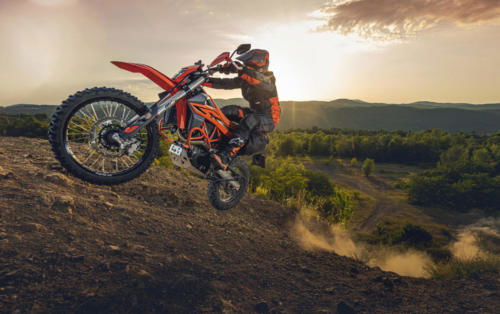 KTM 690 Enduro R - 2023 MotorcyclesNews (16)