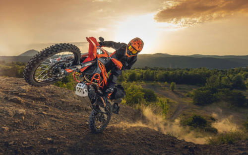 KTM 690 Enduro R - 2023 MotorcyclesNews (18)