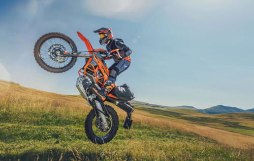 KTM 690 Enduro R - 2023 MotorcyclesNews (20)