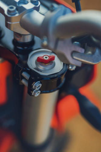 KTM 690 Enduro R - 2023 MotorcyclesNews (39)