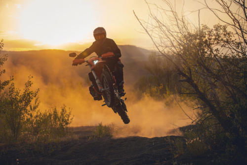 KTM 690 Enduro R - 2023 MotorcyclesNews (4)