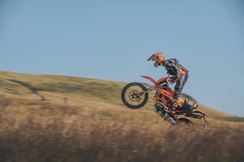 KTM 690 Enduro R - 2023 MotorcyclesNews (6)
