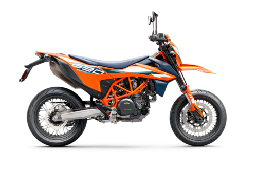KTM 690 SMC R - 2023 MotorcyclesNews (2)