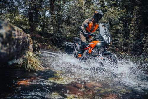 KTM 890 Adventure - 2023 (21)