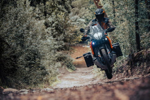 KTM 890 Adventure - 2023 (22)