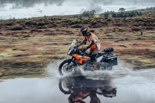 KTM 890 Adventure - 2023 (24)