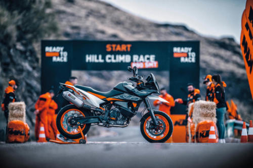 KTM 890 SMT - 2023 (1)