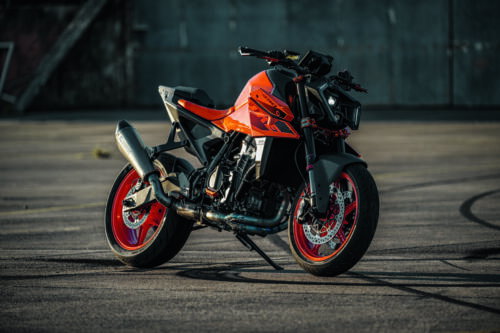 KTM 990 Duke - 2024 (2)