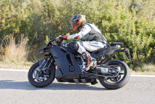 KTM 990 RC R Erlkönig (10)