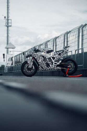 KTM 990 RC R PROTOTYPE (25)