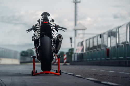 KTM 990 RC R PROTOTYPE (29)