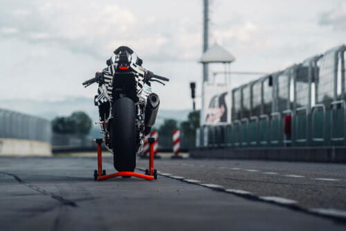 KTM 990 RC R PROTOTYPE (30)