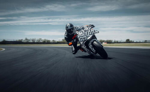 KTM 990 RC R PROTOTYPE (40)