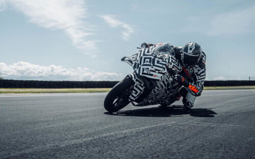KTM 990 RC R PROTOTYPE (42)
