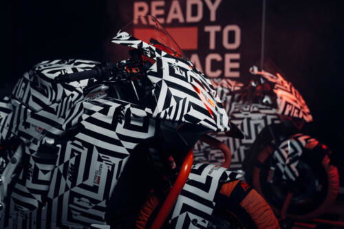 KTM 990 RC R PROTOTYPE (8)