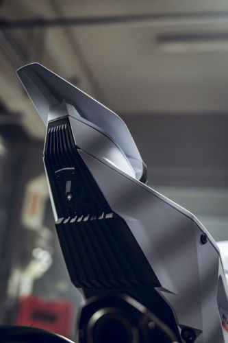 KTM-990-RC-R-Track-2026_Detail_40