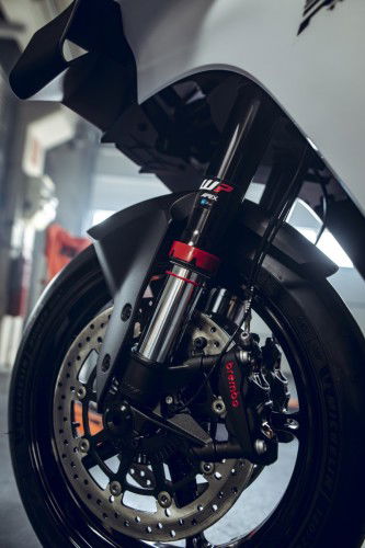 KTM-990-RC-R-Track-2026_Detail_58