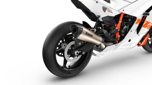 KTM-990-RC-R-Track-2026_Studio_auspuff