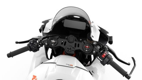 KTM-990-RC-R-Track-2026_Studio_cockpit