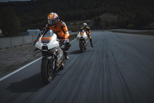 KTM RC 8C - 2024 (17)