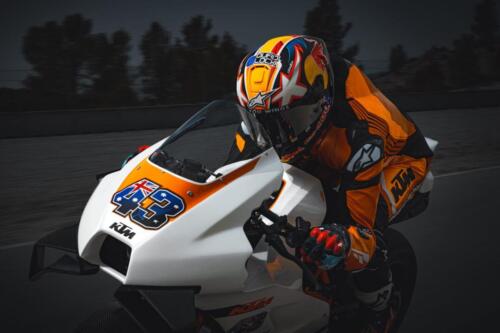 KTM RC 8C - 2024 (21)