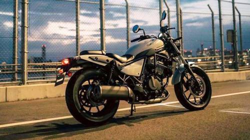 Kawasaki Eliminator SE 400 (8)