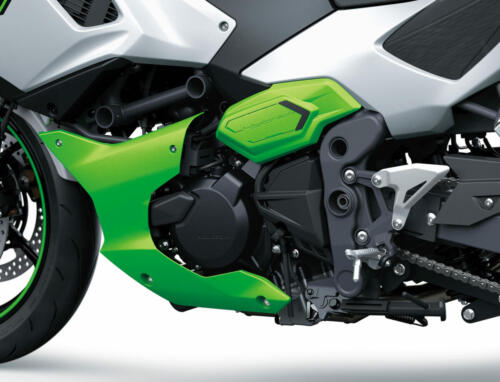 Kawasaki Ninja 7 Hybrid (10)