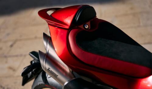 MV Agusta Superveloce 1000 Serie Oro (2)